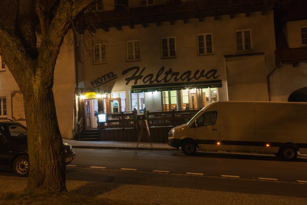 Hotel Haltrava Klenci pod Cerchovem Exteriör bild